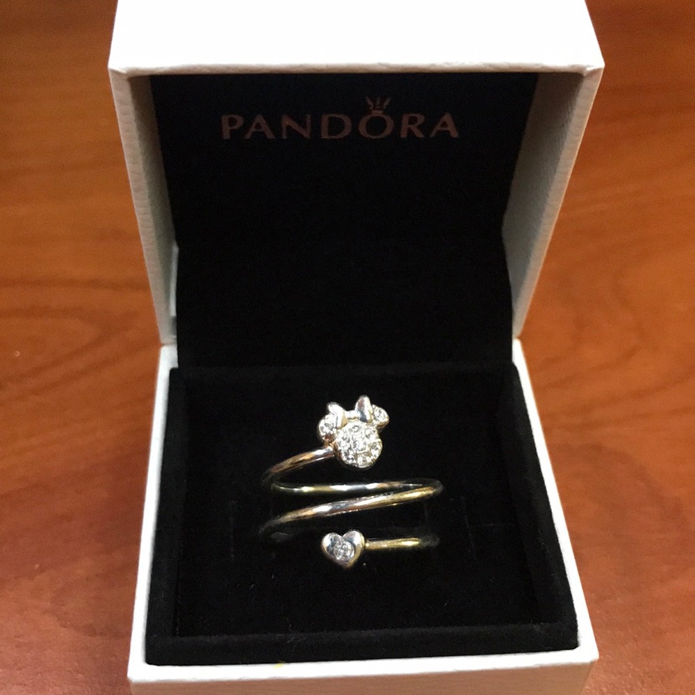 DISNEY COLLECTION RING!
